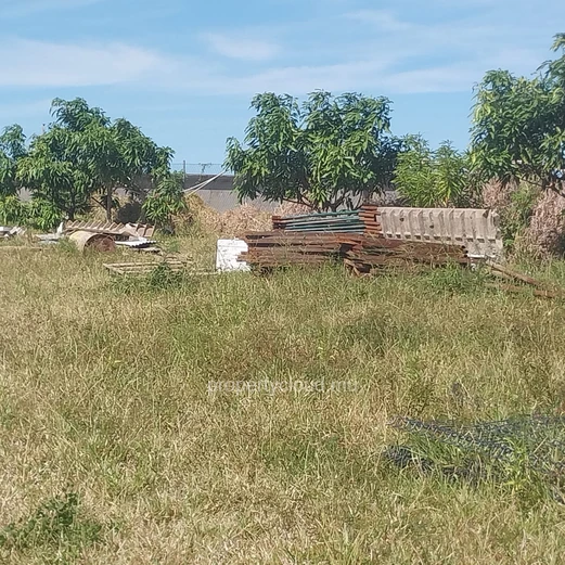 For sale a magnificent plot of land of 1500 m2 in a peaceful and secure residence in Mont Goût, Pamplemousse.