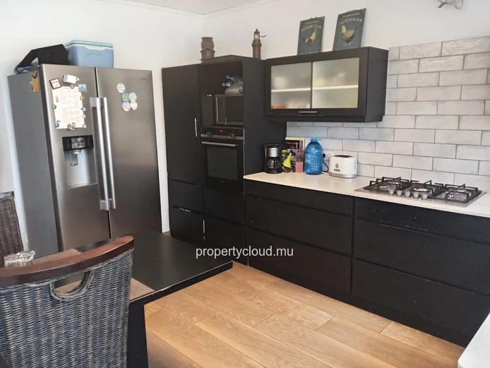 POINTE AUX CANNONIERS - Family home with separate apartment – Quiet neighborhood, close to the beach