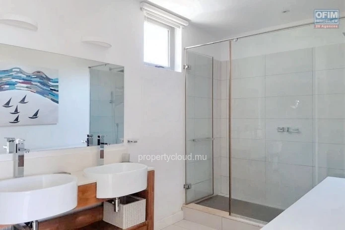 Black River for sale 3 bedroom penthouse, waterfront, located in the only residential marina of the island.