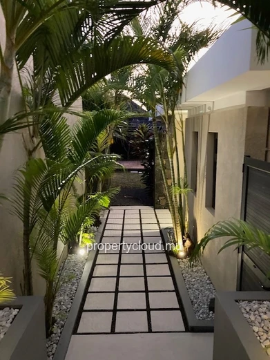 For sale: magnificent villa in a residence accessible to foreigners in Pereybere.