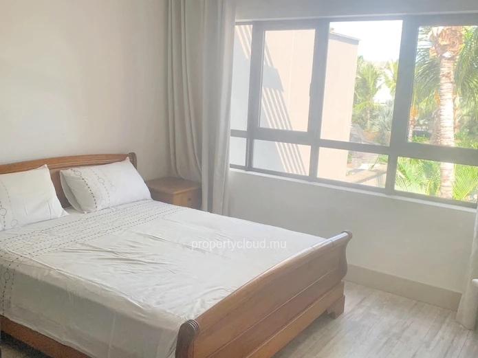 Black River for sale comfortable 3-bedroom duplex, accessible to foreigners and Mauritians, on the sea front and loca...