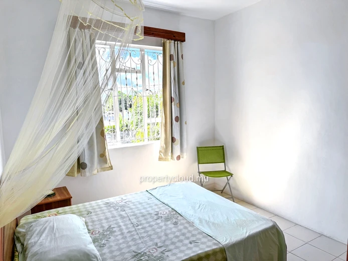 Roches Brunes for sale 7 bedroom house, which can be converted into 2 independent apartments.