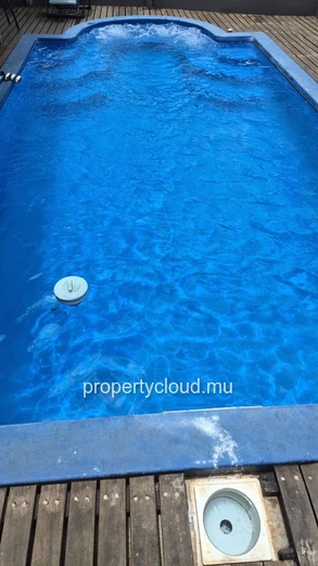 Stunning contemporary 3-bedroom villa with swimming pool – Flic-en-Flac