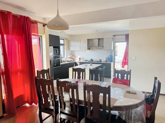 Phœnix (bonne terre) à vendre villa non meublée 4 chambres avec un double garage située dans un quartier calme