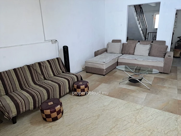 Albion – For sale: spacious 2-bedroom house in the Beerjeraz subdivision