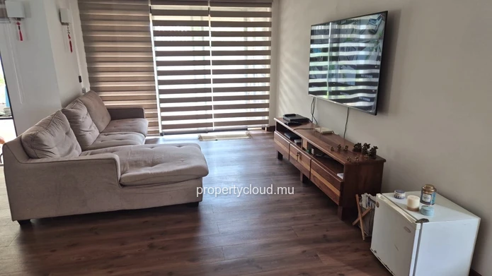 Stunning contemporary 3-bedroom villa with swimming pool – Flic-en-Flac