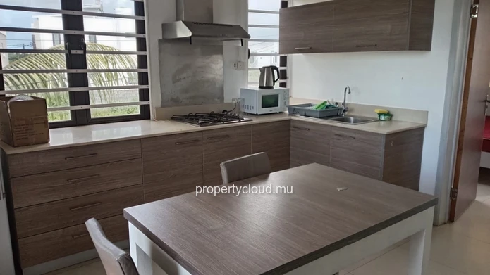 2-bedroom apartment for rent – Grand Baie, Mauritius