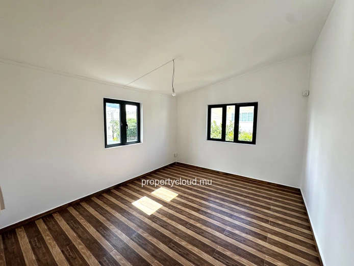 Renovated house for rent in Sodnac, Mauritius – 3 bedrooms + office, ideal location