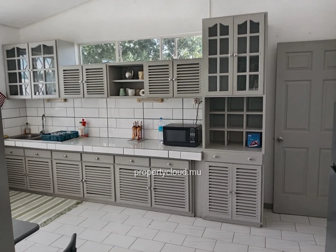 POINTE AUX CANNONIERS - Family home with separate apartment – Quiet neighborhood, close to the beach