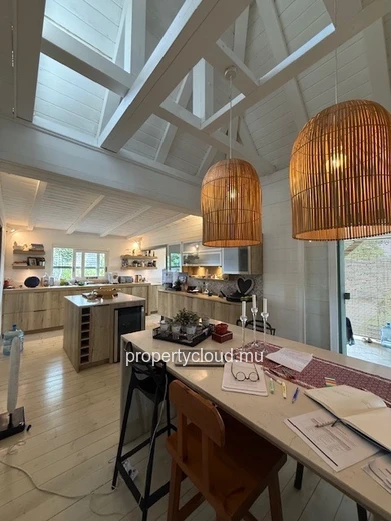 For sale: magnificent 3-bedroom villa in Mont Piton 1.