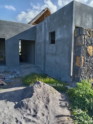 Votre Future Villa d'Exception a FORET DARUTY : Modernité & Style Balinais - Opportunité en Construction !