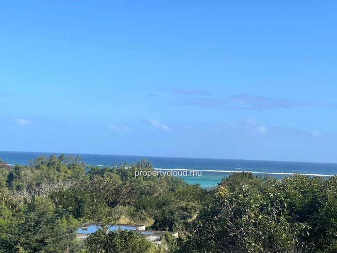 St Martin Bel Ombre – For sale: large property with panoramic view