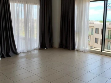 5 Bedroom Apartment