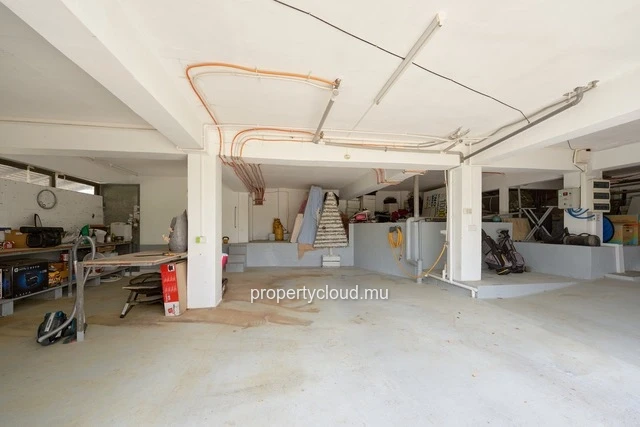 For sale: magnificent villa in a residence accessible to foreigners in Pereybere.