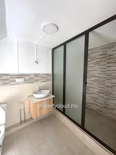 Flic en Flac for rent 4 bedroom penthouse with sea view in Flic en Flac