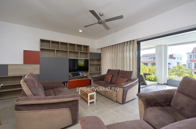 A vendre appartement de 3 chambres accessible aux étrangers à Mont Choisy.