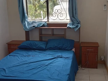 5 Bedroom Villa