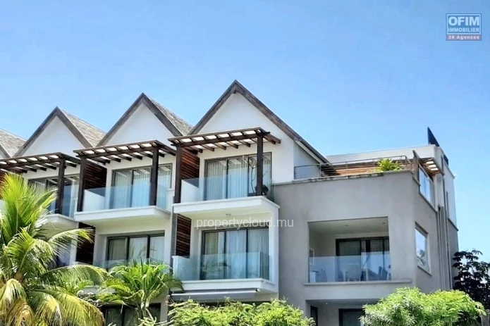 Black River for sale 3 bedroom penthouse, waterfront, located in the only residential marina of the island.