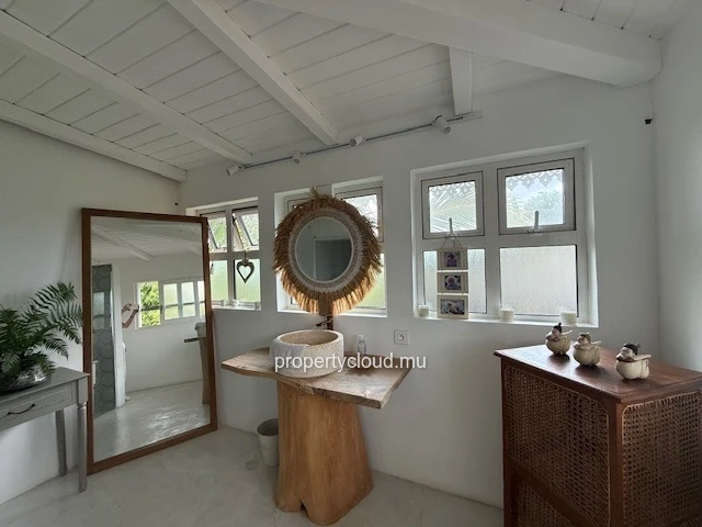 For sale: magnificent 3-bedroom villa in Mont Piton 1.