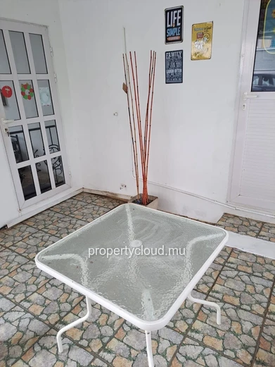 Albion – For sale: spacious 2-bedroom house in the Beerjeraz subdivision