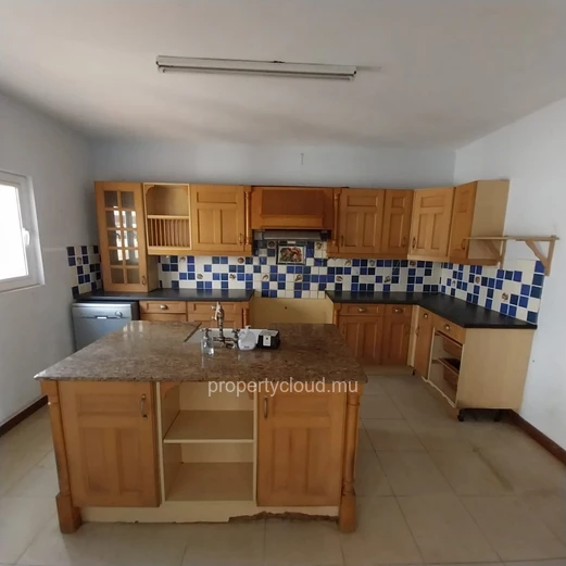 For sale a modern villa in Cap Malheureux not far from the beach and the famous church of Cap Malheureux.