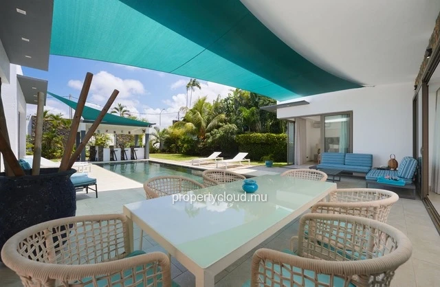 I am offering you, off the record, long-term rental in Cap Malheureux.