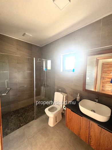  Flic en Flac for sale beautiful 4 bedroom villa delivery June 2025 with ocean view, swimming pool and garage located...