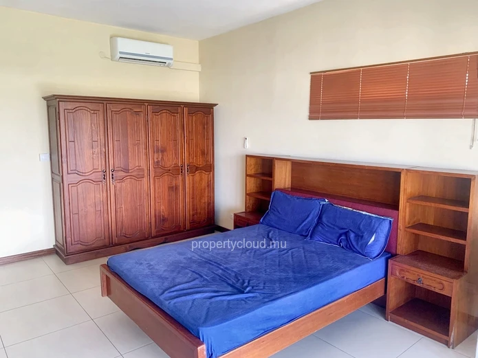 Sodnac à vendre penthouse 4 chambres situé dans une résidence sécurisée avec piscine salle de sport, sauna, hammam et...