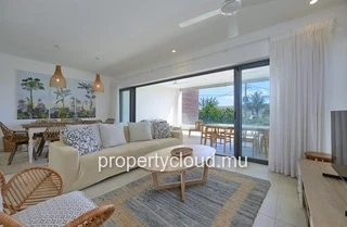 For sale: 3-bedroom apartment accessible to foreigners in Pointe Aux Canonniers.