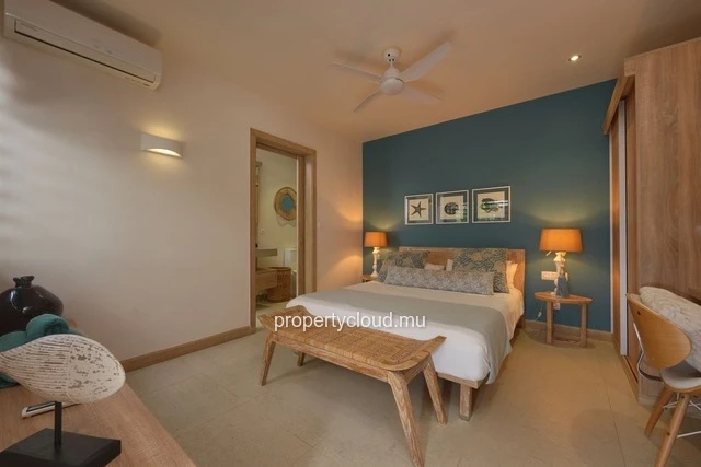 For sale: magnificent villa in a residence accessible to foreigners in Grand Baie, La Salette.