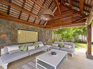 5 Bedroom Villa