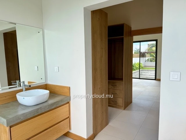 Vivez dans le luxe et le confort proche centre commercial de la Croisette de Grand Baie dans un lotissement privé Boi...