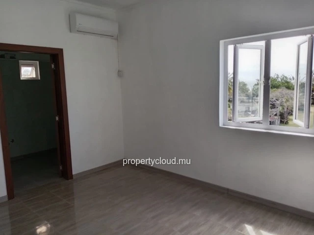 For Rent – 3 Bedroom En Suite Penthouse – Pereybère