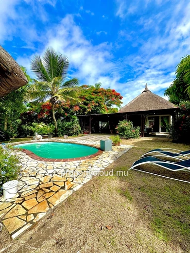 BAIN BOEUF. Splendid Spacious Family Villa | Quiet | Close to Grand Baie & Sea