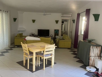5 Bedroom Villa