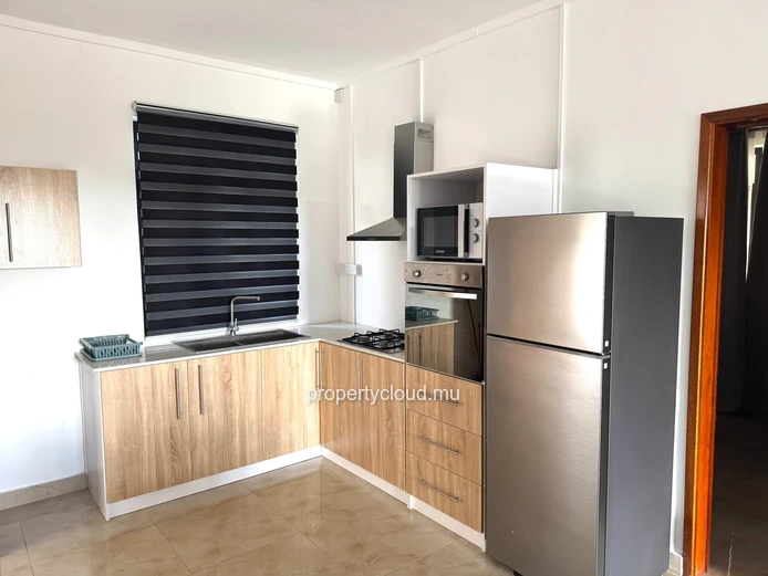 Flic en Flac for rent recent 2 bedroom apartment with swimming pool, gym, elevator and covered parking located in a s...