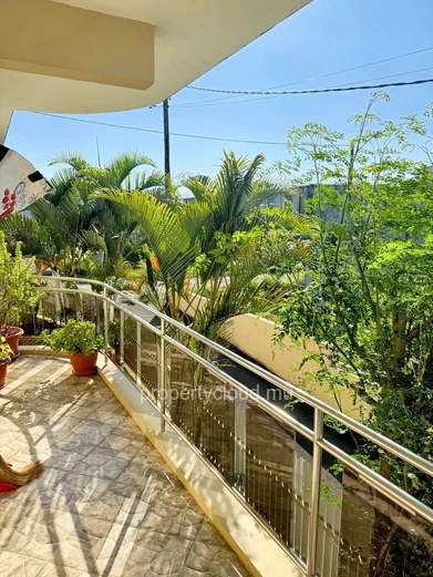 Phœnix (bonne terre) à vendre villa non meublée 4 chambres avec un double garage située dans un quartier calme