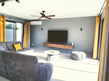4 Bedroom Villa