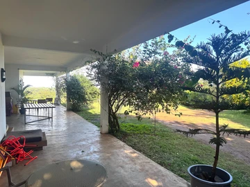 5 Bedroom Villa