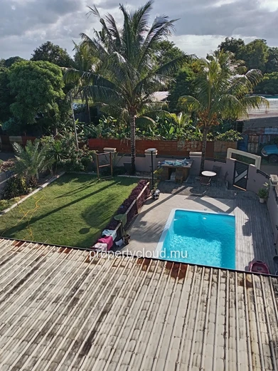 Superb 5 bedroom family home, located in Triolet.