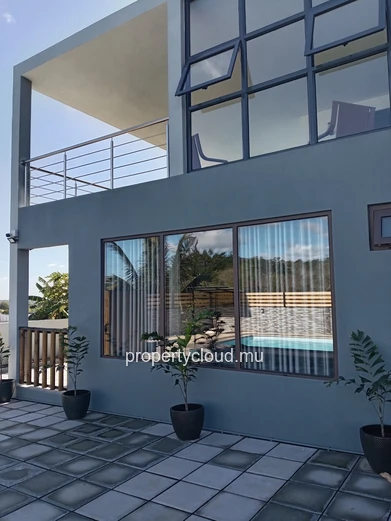 THE VALE: Exceptional New Villa | Panoramic Sea & Mountain View | Swimming Pool | Ideal for Expat Families.