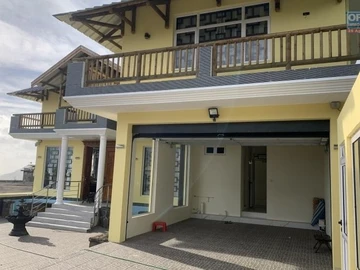 4 Bedroom Villa