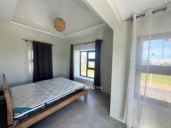  Flic en Flac for sale beautiful 4 bedroom villa delivery June 2025 with ocean view, swimming pool and garage located...
