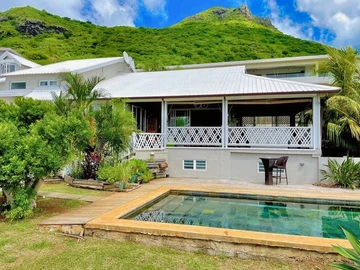 5 Bedroom Villa