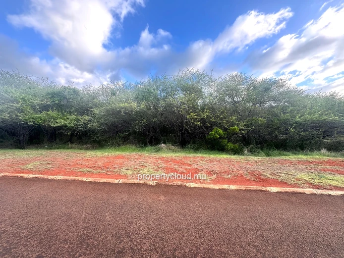 Black River – Land for sale in a secure subdivision