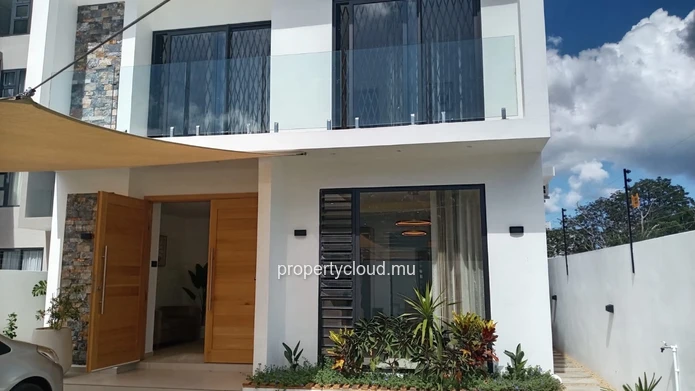 Luxury new villa for rent – Grand Baie, Mauritius