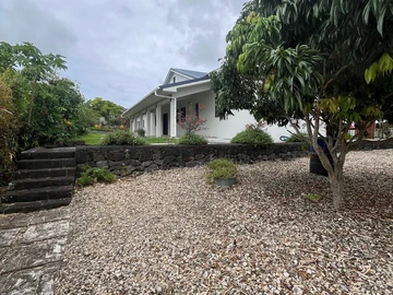 5 Bedroom Villa