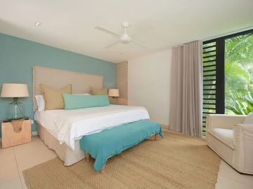 4 Bedroom Villa