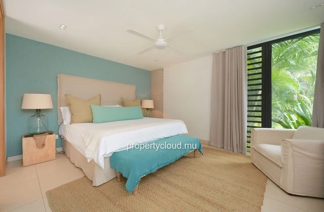 For sale: magnificent 4-bedroom villa with en suite rooms, accessible to foreigners in Pereybere.