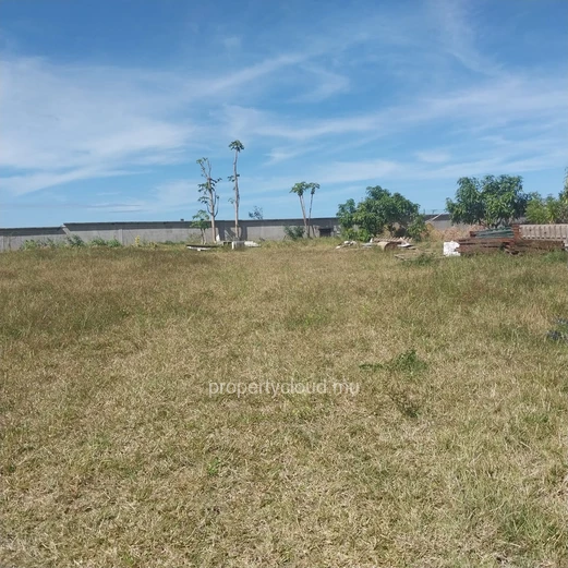 For sale a magnificent plot of land of 1500 m2 in a peaceful and secure residence in Mont Goût, Pamplemousse.